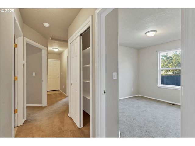 4603 CHAPARRAL Dr, Salem, OR 97302