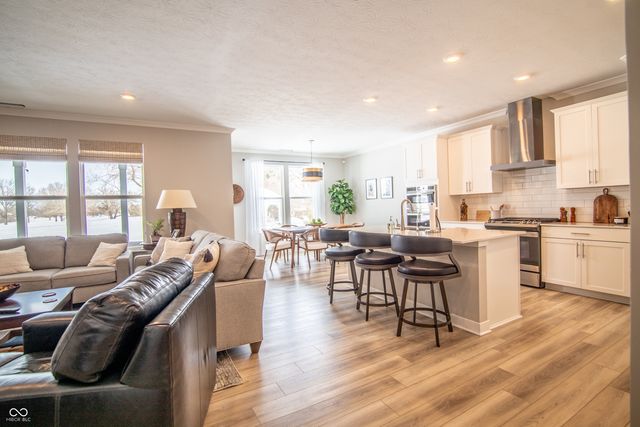 5206 Bayberry Court, Whitestown, IN 46075