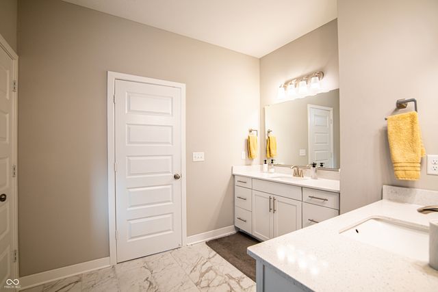 5206 Bayberry Court, Whitestown, IN 46075