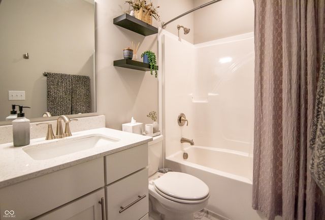 5206 Bayberry Court, Whitestown, IN 46075