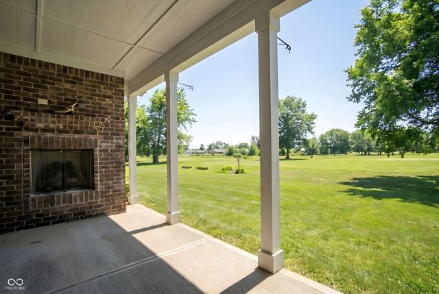 5206 Bayberry Court, Whitestown, IN 46075