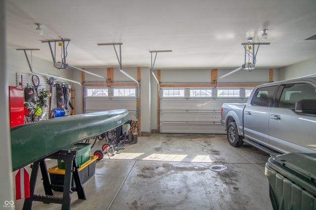 5206 Bayberry Court, Whitestown, IN 46075