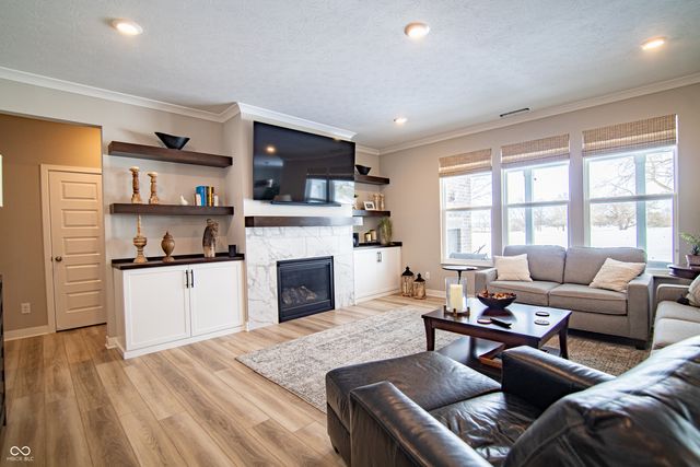 5206 Bayberry Court, Whitestown, IN 46075