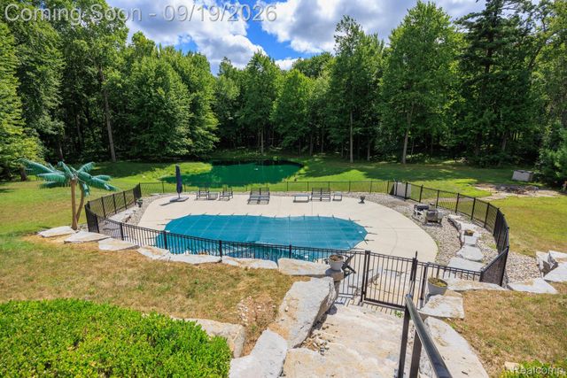 2550 Birch Grove Court, Addison Township, MI 48370
