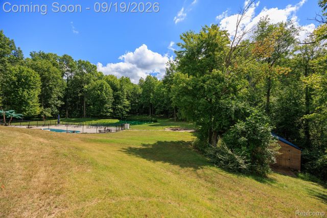 2550 Birch Grove Court, Addison Township, MI 48370