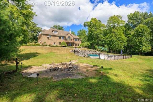 2550 Birch Grove Court, Addison Township, MI 48370