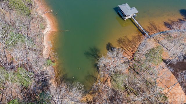2221 Pikes Peak Ridge, Connelly Springs, NC 28612