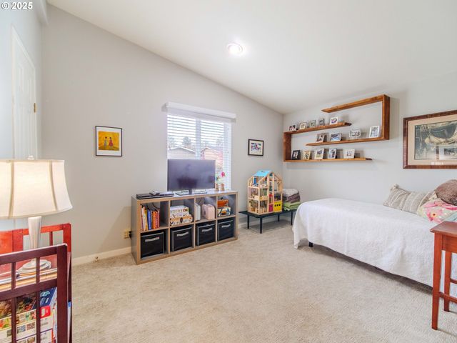 17572 Nw SHADY FIR Loop 24, Beaverton, OR 97006