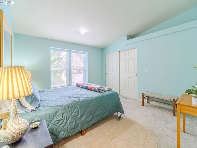 17572 Nw SHADY FIR Loop 24, Beaverton, OR 97006