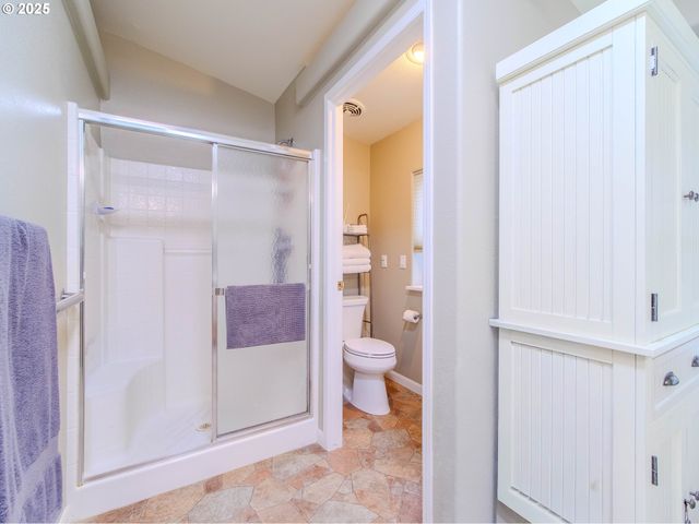 17572 Nw SHADY FIR Loop 24, Beaverton, OR 97006