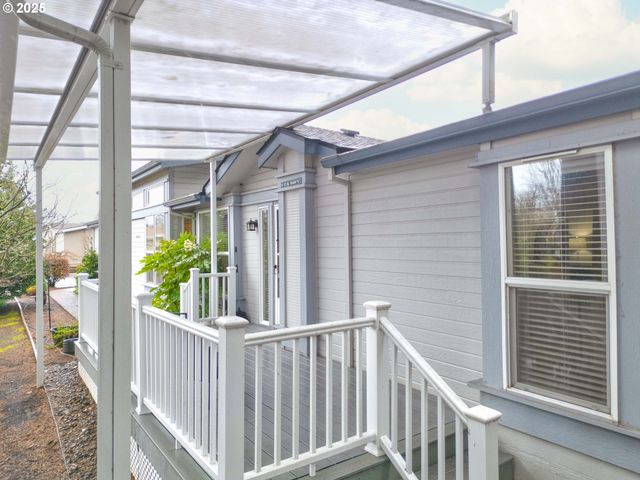 17572 Nw SHADY FIR Loop 24, Beaverton, OR 97006