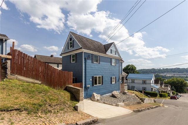1101 6th Ave, Freedom, PA 15042