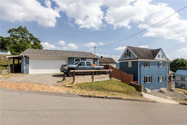 1101 6th Ave, Freedom, PA 15042