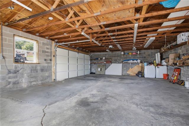 1101 6th Ave, Freedom, PA 15042