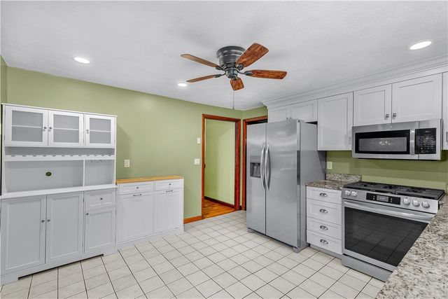 133 Sage Drive, Warwick, RI 02886
