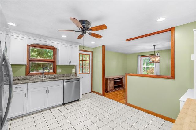 133 Sage Drive, Warwick, RI 02886