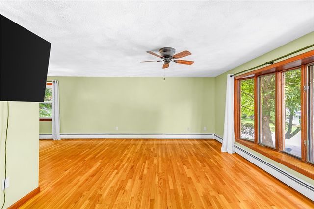 133 Sage Drive, Warwick, RI 02886
