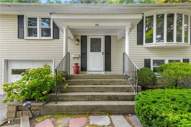 133 Sage Drive, Warwick, RI 02886