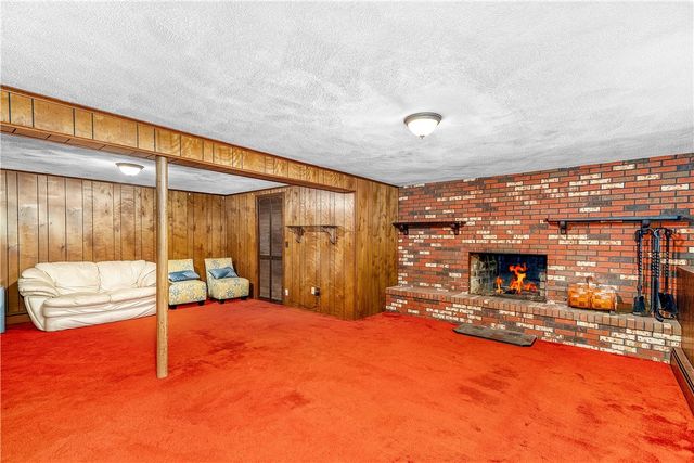 133 Sage Drive, Warwick, RI 02886