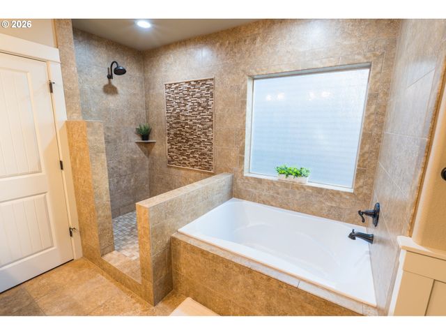 5559 Sw NORRIS Ter, Beaverton, OR 97007