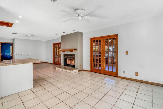 6581 Riparian Rd, Lake Worth, FL 33462