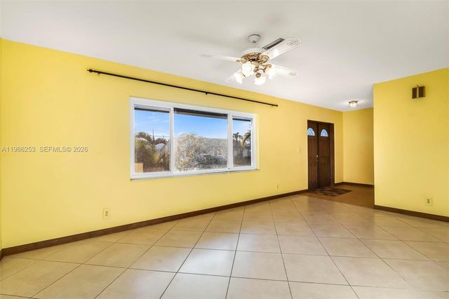 6581 Riparian Rd, Lake Worth, FL 33462