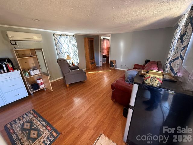 5027 Lineberger Loop Road, Denver, NC 28037
