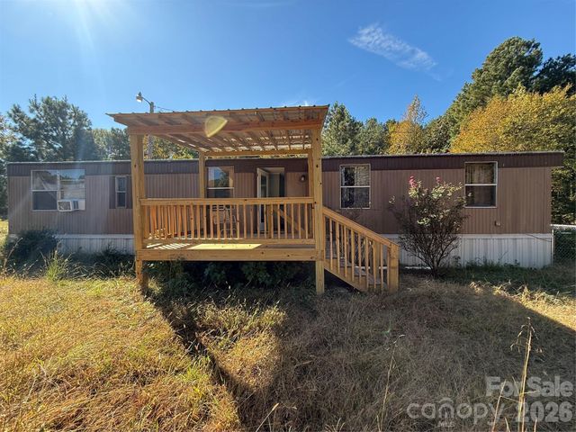 5027 Lineberger Loop Road, Denver, NC 28037