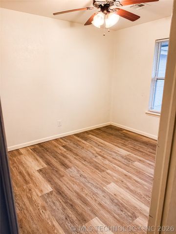 12738 S 121st East Avenue, Broken Arrow, OK 74011