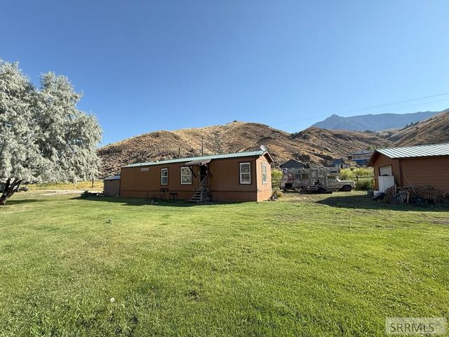 233 Obsidian Drive, Salmon, ID 83467