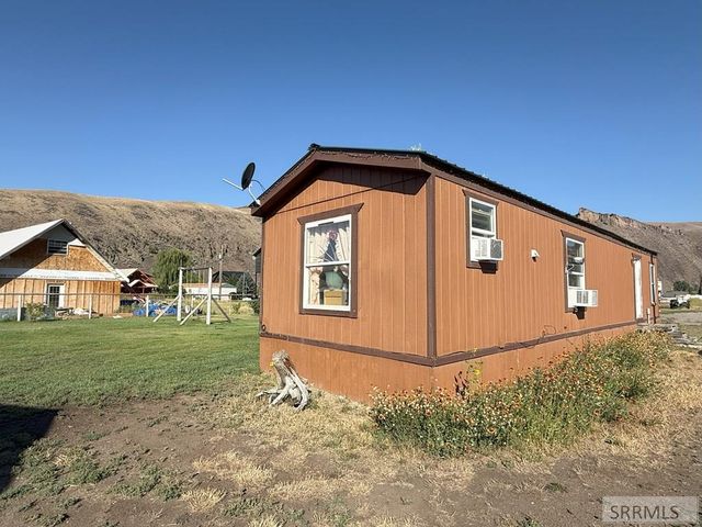 233 Obsidian Drive, Salmon, ID 83467