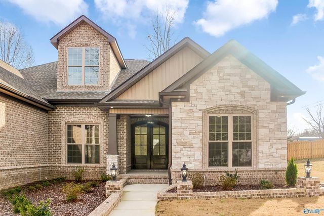 26390 Drawbaugh Road, Athens, AL 35613