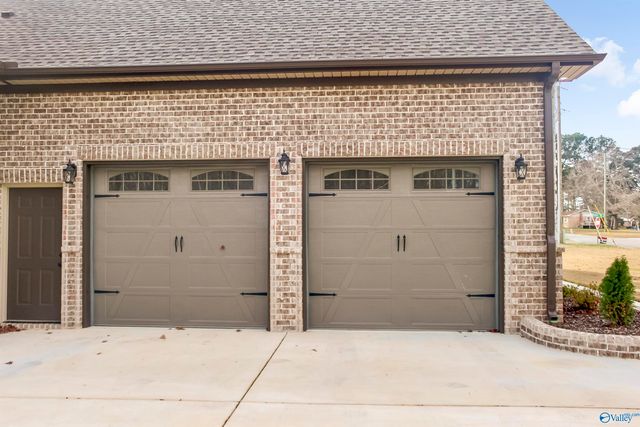 26390 Drawbaugh Road, Athens, AL 35613