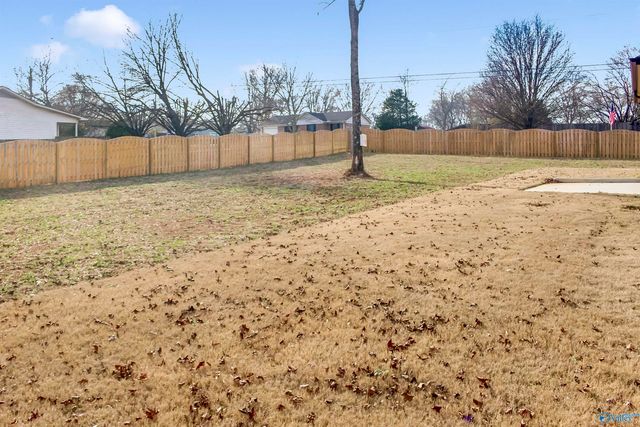 26390 Drawbaugh Road, Athens, AL 35613