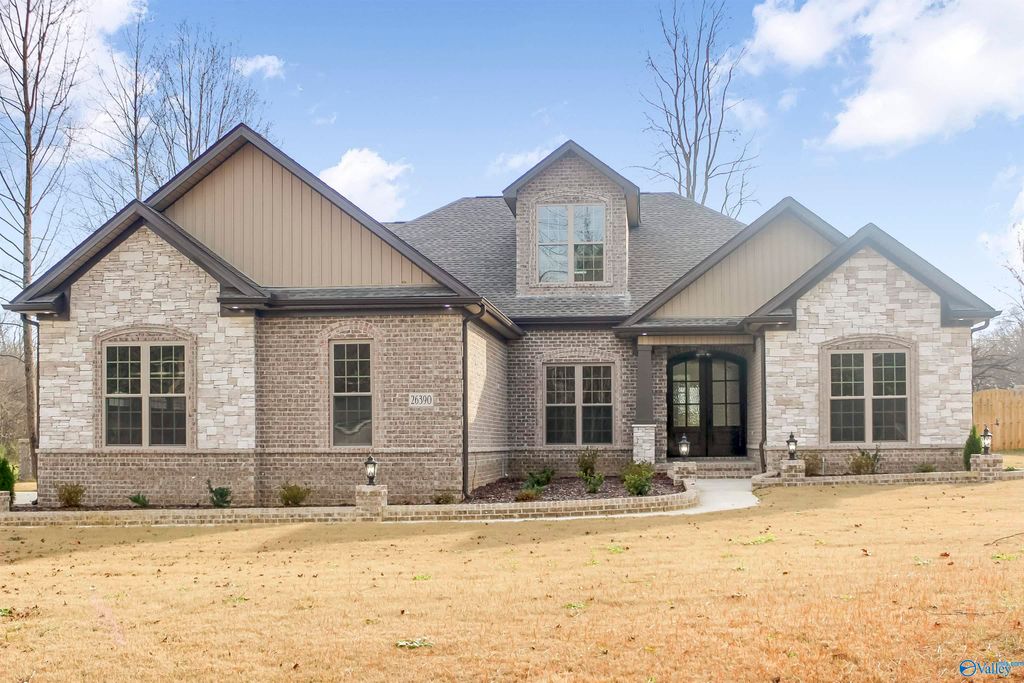 26390 Drawbaugh Road, Athens, AL 35613