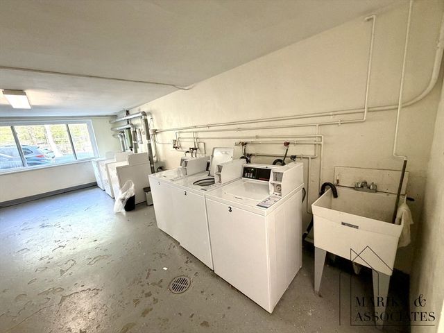 205 Kent Street 18, Brookline, MA 02446