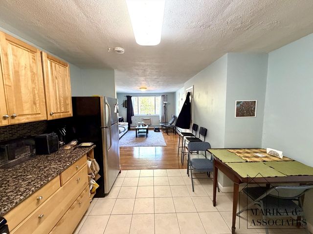 205 Kent Street 18, Brookline, MA 02446