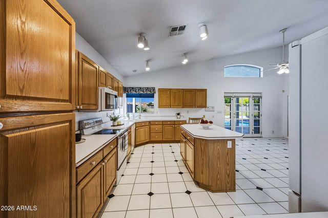 16840 S 36TH Place, Phoenix, AZ 85048