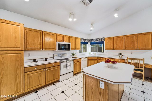 16840 S 36TH Place, Phoenix, AZ 85048