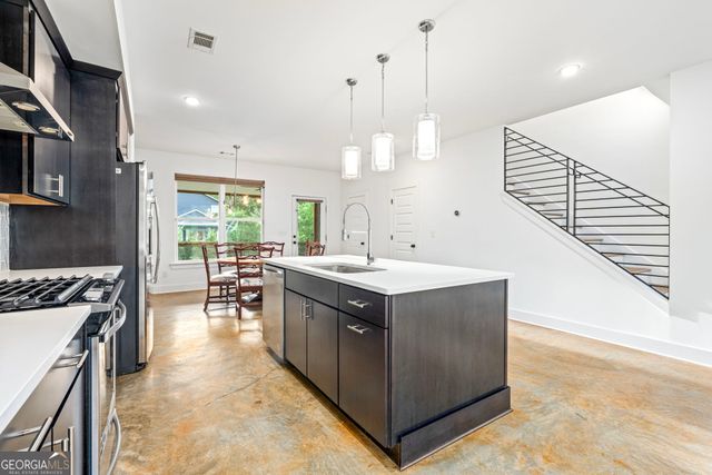 1322 W Hancock Avenue W, Athens, GA 30606