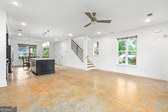 1322 W Hancock Avenue W, Athens, GA 30606
