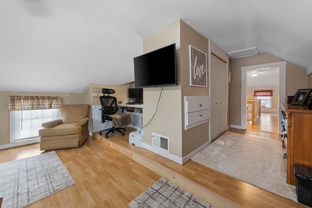 193 New Hebron Road, Plymouth, NH 03264