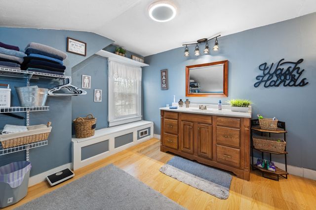 193 New Hebron Road, Plymouth, NH 03264