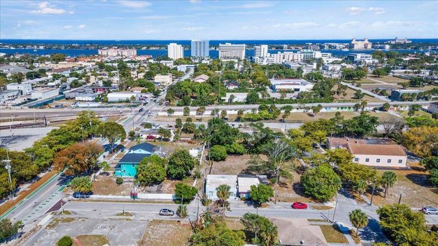 1504 N Sapodilla Avenue, West Palm Beach, FL 33401