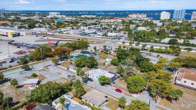 1504 N Sapodilla Avenue, West Palm Beach, FL 33401