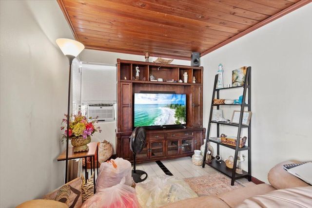 1504 N Sapodilla Avenue, West Palm Beach, FL 33401