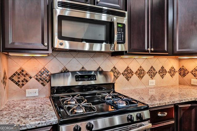 2058 Bonneville Lane, Powder Springs, GA 30127