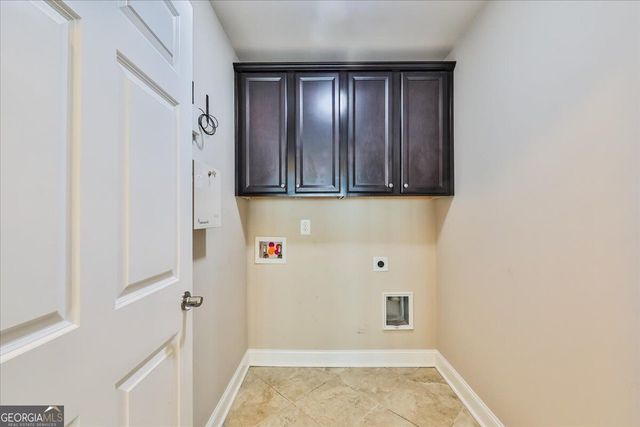 2058 Bonneville Lane, Powder Springs, GA 30127