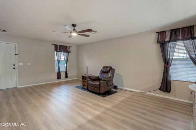 166 E Oracle Oak Street, Sahuarita, AZ 85629