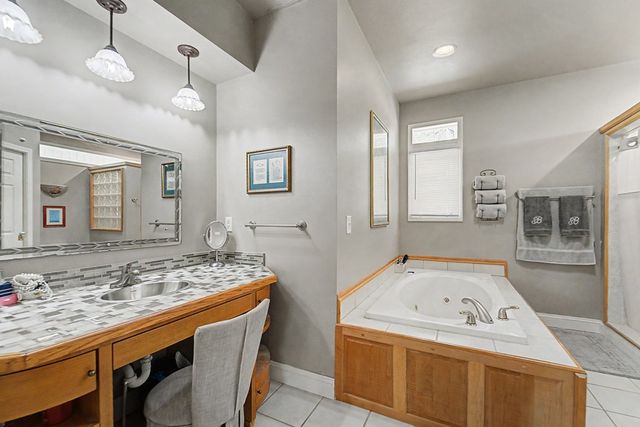 218 Lakeshore Drive, Hayesville, NC 28904